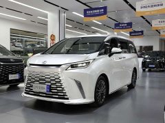 Lexus LM 2023 500h Six-Seat Premium Edition - ფოტო 2