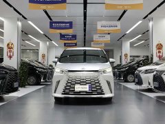Lexus LM 2023 500h Six-Seat Premium Edition - ფოტო 3