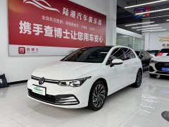 Volkswagen Golf 2023 Facelift 280TSI DSG Pro - ფოტო 1