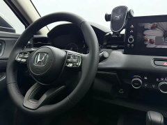 Honda Vezel 1.5L CVT Tech Edition - ფოტო 11