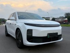 Li Auto L6 Pro - ფოტო 1