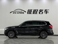 BMW X5 2022 xDrive 30Li Luxury M Sport Package - ფოტო 3