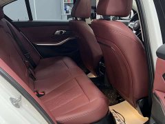 BMW 3 Series 320i M Sport Package - ფოტო 19