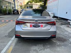 Toyota Avalon Hybrid 2.5L XLE Premium - ფოტო 7