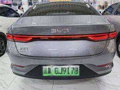 BYD Qin PLUS DM-i Smart Drive Edition 55KM Leading - ფოტო 4
