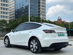 Tesla Model Y Standard Range RWD - ფოტო 12