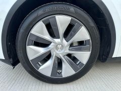 Tesla Model Y Standard Range RWD - ფოტო 8