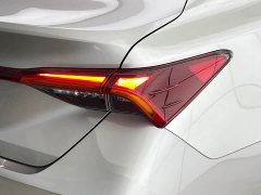 Toyota Avalon 2.0L Luxury Edition - ფოტო 11