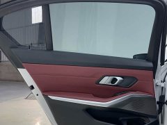 BMW 3 Series 320Li M Sport Package - ფოტო 20