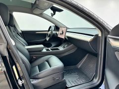Tesla Model Y Rear-Wheel Drive - ფოტო 10