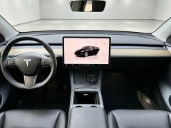 Tesla Model Y Rear-Wheel Drive - ფოტო 12