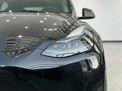 Tesla Model Y Rear-Wheel Drive - ფოტო 19
