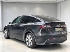 Tesla Model Y Rear-Wheel Drive - ფოტო 6