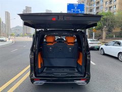 Mercedes-Benz Vito 2023 2.0T Business Edition 7-Seater - ფოტო 8