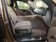 AITO M9 Extended Range Ultimate World Leader Extended 6-Seater - ფოტო 11