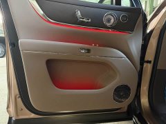 AITO M9 Extended Range Ultimate World Leader Extended 6-Seater - ფოტო 6