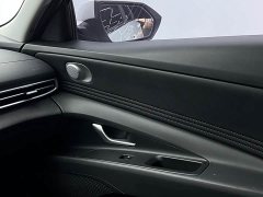 Hyundai Elantra 2021 1.5L CVT Luxury - ფოტო 9