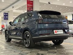 Volvo XC70 Plug-in Hybrid 2026 Two-Wheel Drive Long Range Core - ფოტო 4