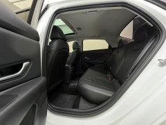 Hyundai Elantra 2022 1.5L CVT Luxury - ფოტო 16