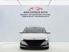 Hyundai Elantra 2022 1.5L CVT Luxury - ფოტო 2