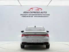 Hyundai Elantra 2022 1.5L CVT Luxury - ფოტო 5