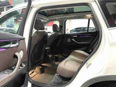BMW X1 2022 sDrive20Li Premium - ფოტო 9
