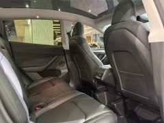 Tesla Model Y Rear-Wheel Drive - ფოტო 11