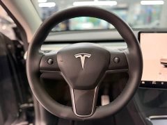 Tesla Model Y Rear-Wheel Drive - ფოტო 7
