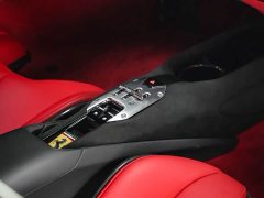 Mercedes-Benz SF90 3.9T V8 Stradale - ფოტო 13