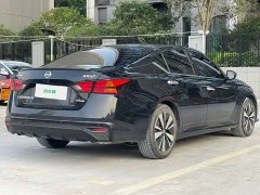Nissan Teana 2.0L XL Comfort - ფოტო 11