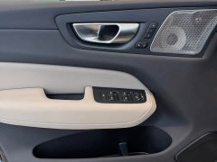 Volvo XC60 2026 B5 AWD Smart Remote Luxury Edition - ფოტო 9