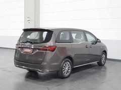 Buick GL8 Land Business Class Comfort Edition - ფოტო 2