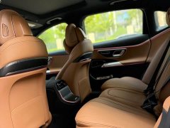 Mercedes-Benz E-Class E 260 L Classic Edition - ფოტო 5