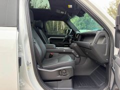 Land Rover Defender 110 3.0T P400 X-Dynamic HSE - ფოტო 12