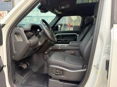 Land Rover Defender 110 3.0T P400 X-Dynamic HSE - ფოტო 4