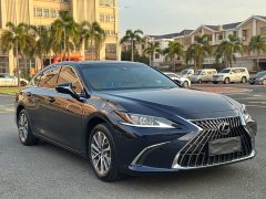 Lexus ES 200 Excellence Edition - ფოტო 3
