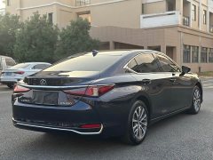 Lexus ES 200 Excellence Edition - ფოტო 6