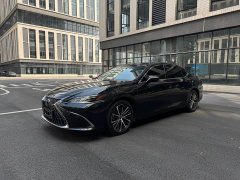 Lexus ES 2022 300h Premium Edition - ფოტო 1