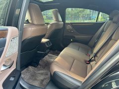 Lexus ES 2022 300h Premium Edition - ფოტო 6