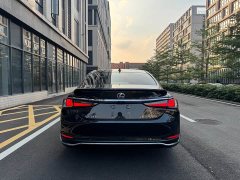 Lexus ES 2022 300h Premium Edition - ფოტო 8