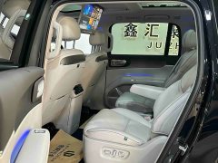 Leapmotor D19 Extended Range 500 Deluxe Edition Six-Seater - ფოტო 12