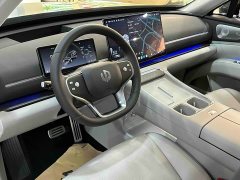 Leapmotor D19 Extended Range 500 Deluxe Edition Six-Seater - ფოტო 9