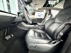 Tesla Model Y Rear-Wheel Drive - ფოტო 12