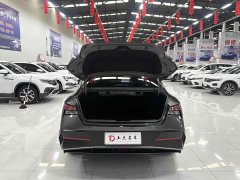 Hyundai Elantra 1.5L CVT GLX Elite - ფოტო 15