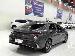Hyundai Elantra 1.5L CVT GLX Elite - ფოტო 4