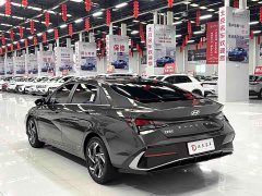 Hyundai Elantra 1.5L CVT GLX Elite - ფოტო 6
