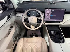 Volvo EM90 Ultra Six-Seater - ფოტო 12