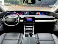 Lincoln Explorer 2.0T AWD Elite - ფოტო 13