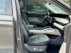 Lincoln Explorer 2.0T AWD Elite - ფოტო 8