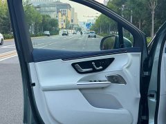 Mercedes-Benz EQE SUV 500 4MATIC Luxury - ფოტო 9